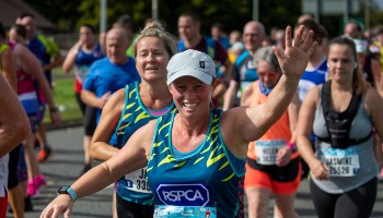 RSPCA runner passing the half way mark