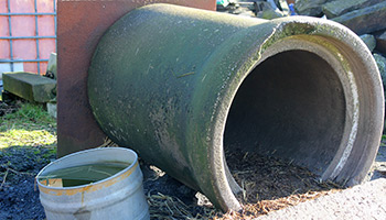 Artificial badger sett used to illegal train dogs © RSPCA