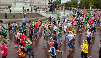 half marathon runners running through London © RSPCA